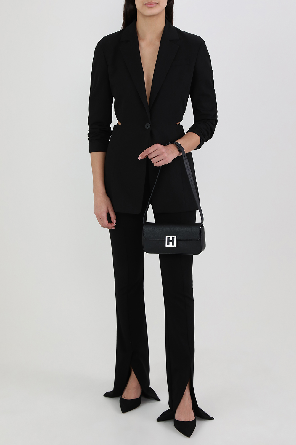 מכנסיים מחויטים עם שסע